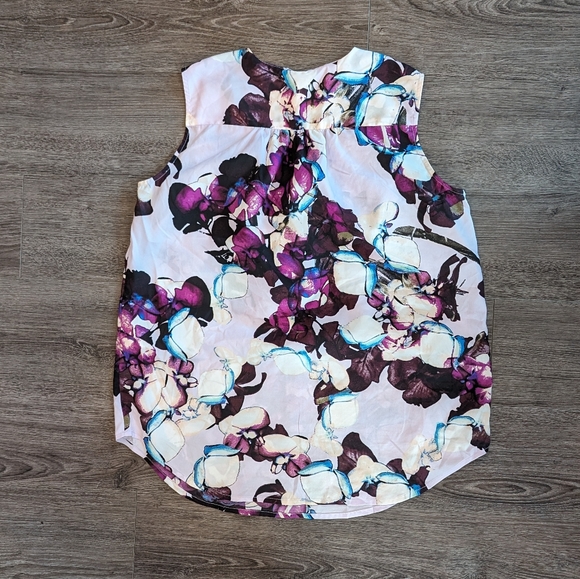 Banana Republic Floral Blouse - Picture 3 of 6